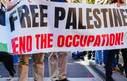 Un maire refuse de retirer une banderole « stop au génocide » à Gaza