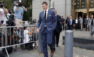 Tom Brady quitte la Cour Fédérale, à New York, le 31 août 2015.