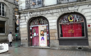 Le bar le Chat Noir, en centre-ville de Nantes