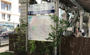 La station La Motte-Picquet-Grenelle végétalisée pour la Fête de la nature.