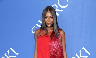 La top Naomi Campbell