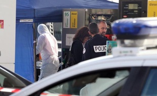 Trois personnes étaient toujours en garde à vue lundi à Nanterre et Ajaccio dans le cadre de l'enquête sur l'assassinat en 2012 de l'un des avocats corses les plus connus, Antoine Sollacaro, défenseur notamment d'Yvan Colonna.
