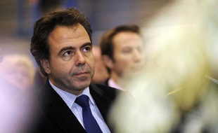 Le secrétaire d'Etat à la Consommation et à l'Industrie, Luc Chatel.