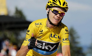 Le maillot jaune Christopher Froome à l'arrivée à Annecy-Semnoz le 20 juillet 2013.