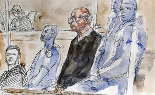 Joël Le Scouarnec le 13 mars à l'ouverture de son procès devant la cour d'assises de Charente-Marime qui a finalement été reporté à la fin novembre.