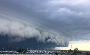 Un impressionnant nuage à Cleveland (Etats-Unis) a été immortalisé par les internautes le 11 août 2016.