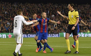 L'arbitrage de l'Allemand Deniz Aytekin lors de Barcelone-PSG (1-6), le 8 mars 2017 en 8e de finale retour de Ligue des champions, a été très critiqué.