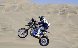 Le nordiste Adrien Van Beveren sur le rallye Dakar.