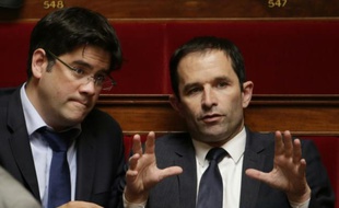 Benoît Hamon (d) le 16 juin 2015