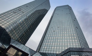 Le siège de la Deutsche Bank à Francfort, le 6 juillet 2016