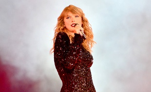 La chanteuse Taylor Swift lors de sa tournée Reputation