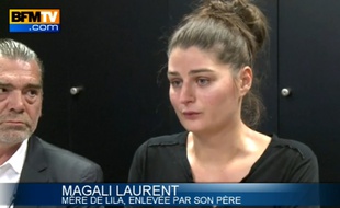 Capture d'écran d'une vidéo BFMTV de la conférence donnée par Magali Laurent, la mère de Lila, 3 ans, enlevée par son père, djihadiste présumé.