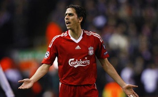 Le joueur de Liverpool, Yossi Benayoun, lors d'un match de Ligue des champions face à Lyon, le 20 octobre 2009.