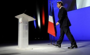 Le président Nicolas Sarkozy a appelé jeudi à Toulon à une "refondation" de l'Europe reposant sur "plus de discipline" pour affronter la crise, mais a refusé "la marche vers plus de supranationalité".