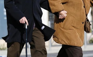 Un couple de personnes âgées (illustration).