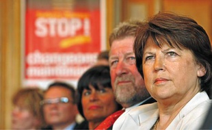 De gauche à droite, les socialistes Catherine Génissson, Jean-Pierre Kucheida et Martine Aubry.