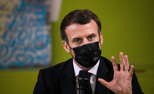 Dans une vidéo postée sur Twitter, Emmanuel Macron s'est adressé aux mineur(e)s victimes de violences sexuelles.