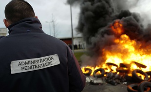 L'agression de trois surveillants à la centrale de Vendin-le-Vieil a sonné la révolte.