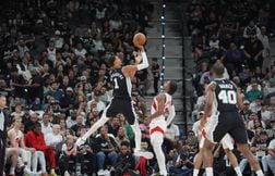 Scoreur, passeur, showman… Wemby écrase tout sur son passage avec les Spurs