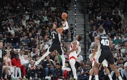 Scoreur, passeur, showman… Wemby écrase tout sur son passage avec les Spurs