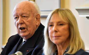 Jean-Claude Gaudin et Arlette Fructus lors d'une conférence de presse