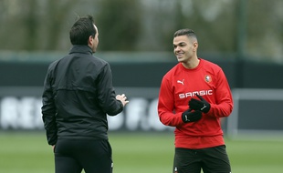 Julien Stéphan et Hatem Ben Arfa le 6 mars 2019 à l'entraînement.