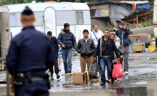 Evacuation par la police d'un campements de Roms, le 18 septembre 2013 à Lille