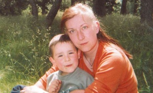 Cette mère de 37 ans et son fils de 8 ans ont disparu dimanche 24 juillet en Haute-Loire, alors qu'ils étaient partis ramasser des framboises.