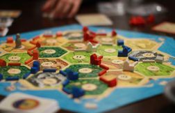 Le jeu de société culte « Catan » va être adapté en série et film (et jeu)