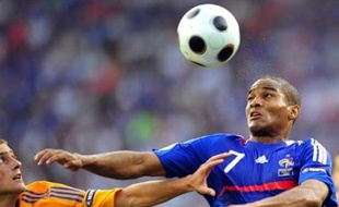 A la mi-temps, la Roumanie et la France sont à égalité 0 à 0 en match comptant pour le groupe C de l'Euro-2008 de football, lundi à Zurich.