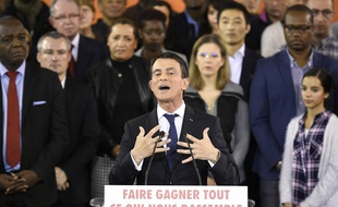 Manuel Valls est candidat.