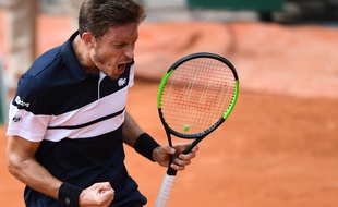 Nicolas Mahut, auteur d'un match renversant face à l'Italien Marco Cecchinato, dimanche au premier tour du tournoi de Roland-Garros.