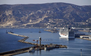 Le lanceur d'alerte Jean-Yves Sayag est parvenu à s'introduire sur le port autonome de Marseille pour y filmer la pollution (Illustration).