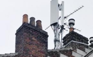 Antenne-relais, rue Chaufour,à Lille.