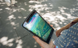 Le jeu «Pokémon GO» sur smartphone.