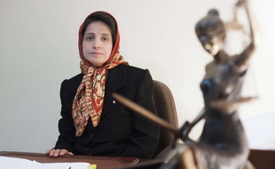 L'avocate et militante iranienne Nasrin Sotoudeh a été faite citoyenne d'honneur de la Ville de Paris le 1er avril 2019.