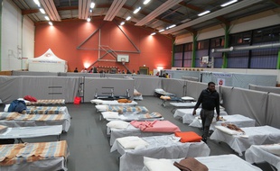 Le gymnase Emile-Morice à Nantes met à disposition 75 lits.