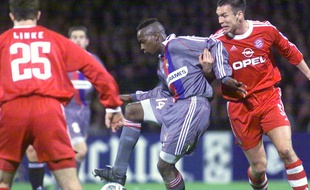 Sidney Govou avait explosé aux yeux du grand public le 7 mars 2001 avec un retentissant doublé face au Bayern Munich (3-0).