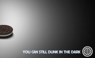 Une publicité pour les biscuits Oreo lancée lors du Super Bowl du 3 février 2013.