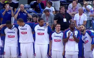 Les Bleus ont chanté La Marseillaise comme des grands en Serbie.