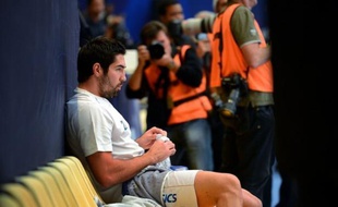 Les joueurs de handball de Montpellier interpellés dimanche, dont la star Nikola Karabatic, reconnaissent avoir parié lors d'un match, en violation de l'éthique sportive, mais démentent avoir truqué la rencontre, ont affirmé lundi leurs avocats.