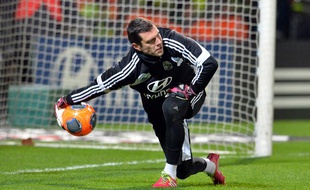 Rémy Vercoutre lors du match entre Lyon et Valenciennes le 23 novembre 2013.