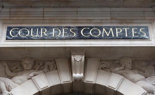 La Cour des comptes estime dans un rapport adressé mardi au gouvernement qu'il faut revoir le système d'indemnisation chômage pour les emplois précaires, car il favorise trop les intérimaires par rapport aux CDD et privilégie les intermittents du spectacle.