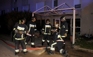 Deux patients d'un centre psychiatrique près de Toulon sont morts dimanche soir dans un incendie survenu dans l'établissement, a-t-on appris de source judiciaire.