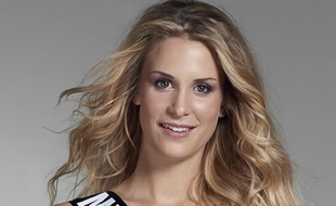 Virginie Guillin représente Midi-Pyrénées à l'élection de Miss France 2017, le 17 décembre 2016 à Montpellier.