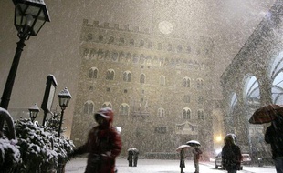Florence (Toscane) sous la neige, le 12 décembre 2013.
