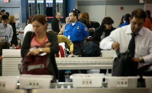 Zone de contrôles à l'aéroport John F. Kennedy de New York, le 22 octobre 2010