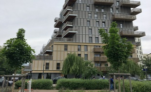 L'ensemble immobilier Sensations, dit « l'îlot bois », dans le quartier des Deux-Rives, à Strasbourg