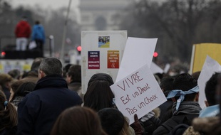 Beaucoup de jeunes étaient présents à la manifestation anti-avortement organisée ce 20 janvier à Paris.