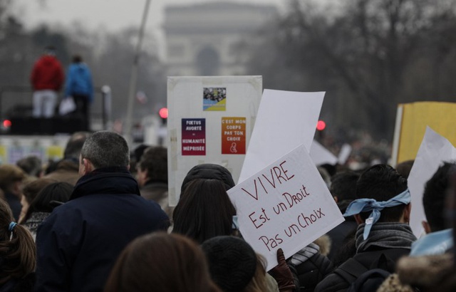 LUTTES DE FEMMES 640x410_beaucoup-jeunes-presents-manifestation-anti-avortement-organisee-20-janvier-paris